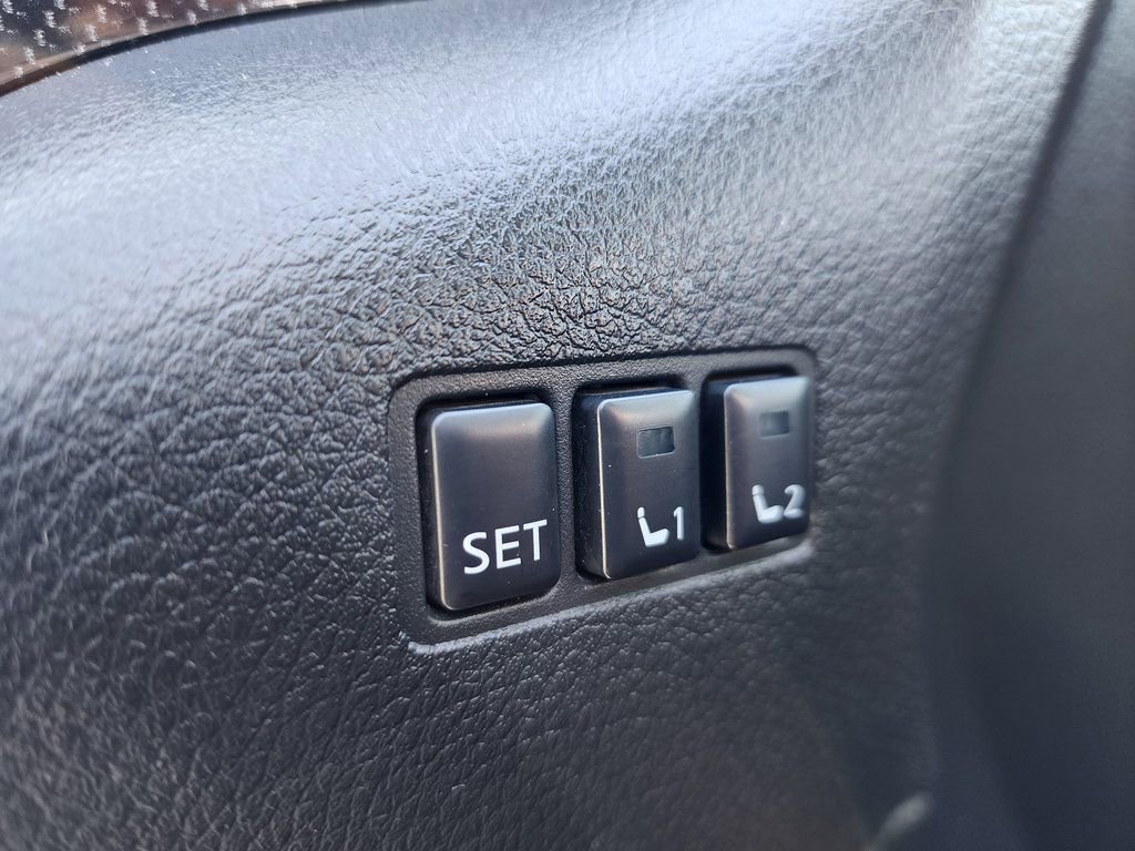 Used 2020 Nissan Rogue SL image 12