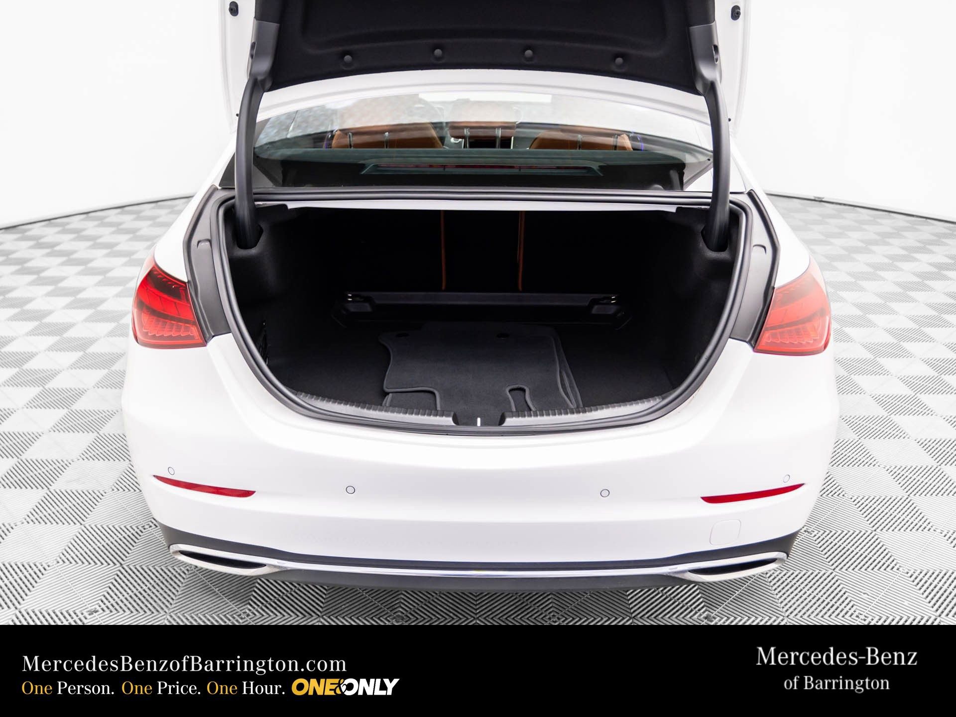 New 2026 Mercedes-Benz C 300 4MATIC Sedan image 29
