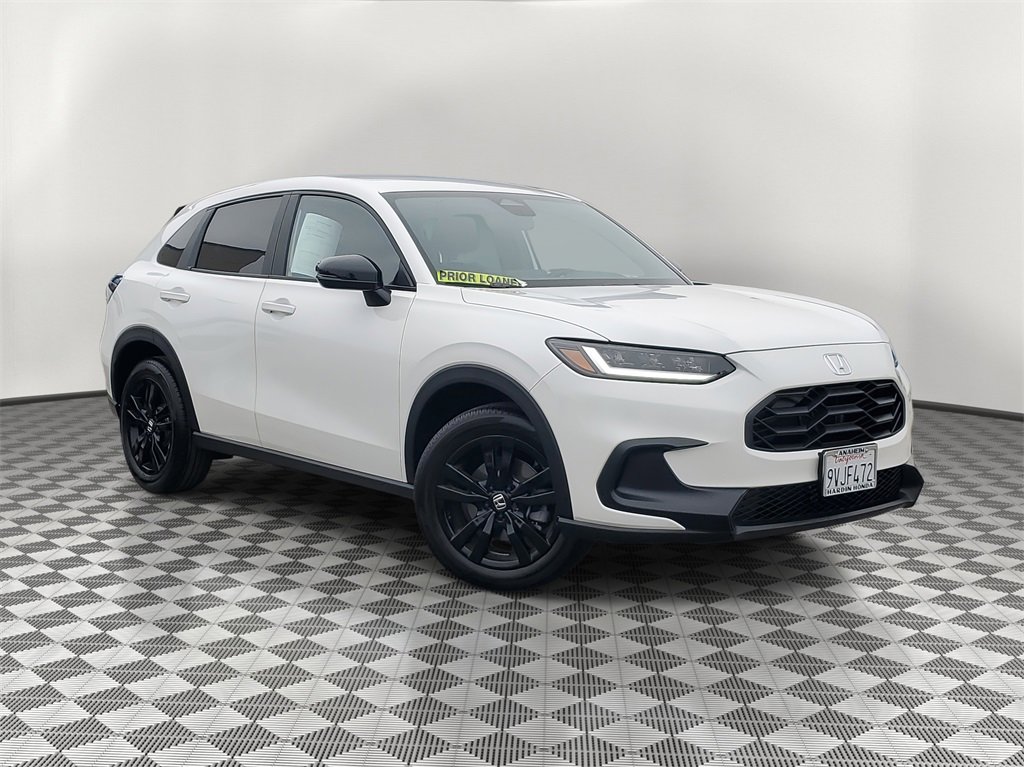 Certified 2026 Honda HR-V Sport image 2