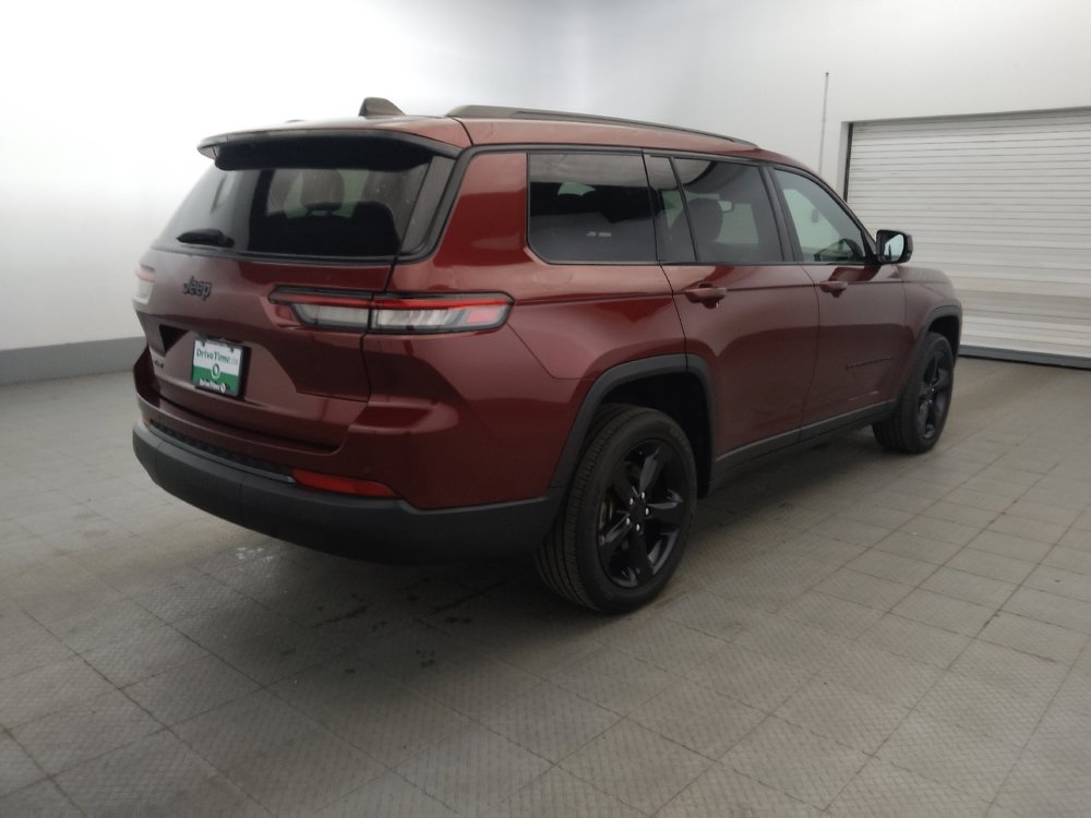 Used 2023 Jeep Grand Cherokee L Laredo AWD/4WD image 9