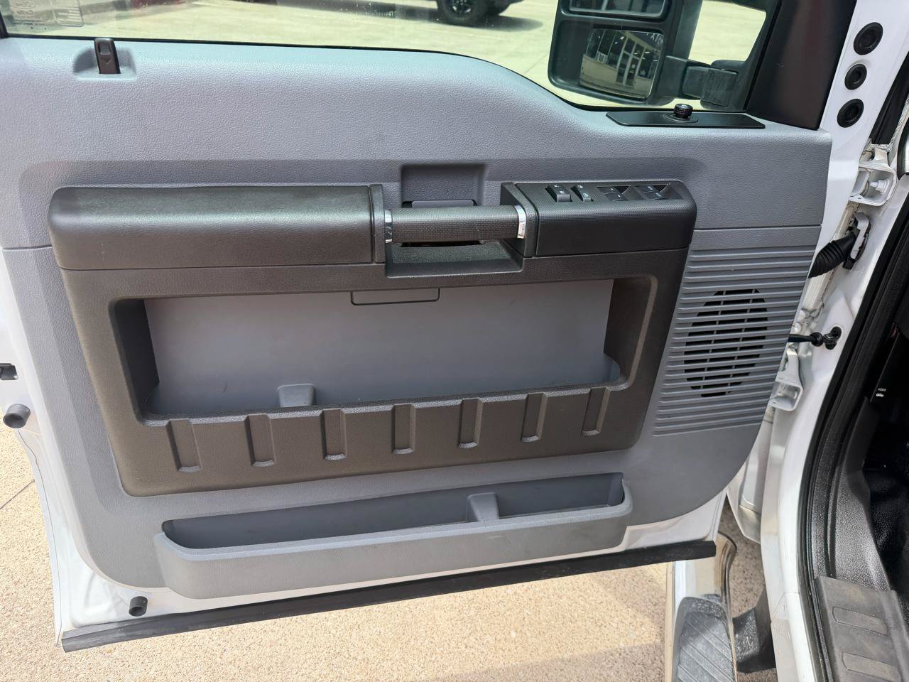 Used 2014 Ford F250 XL w/ Power Equipment Group RWD image 31