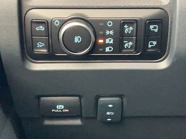 Used 2025 Ford F250 Lariat w/ Chrome Package image 30