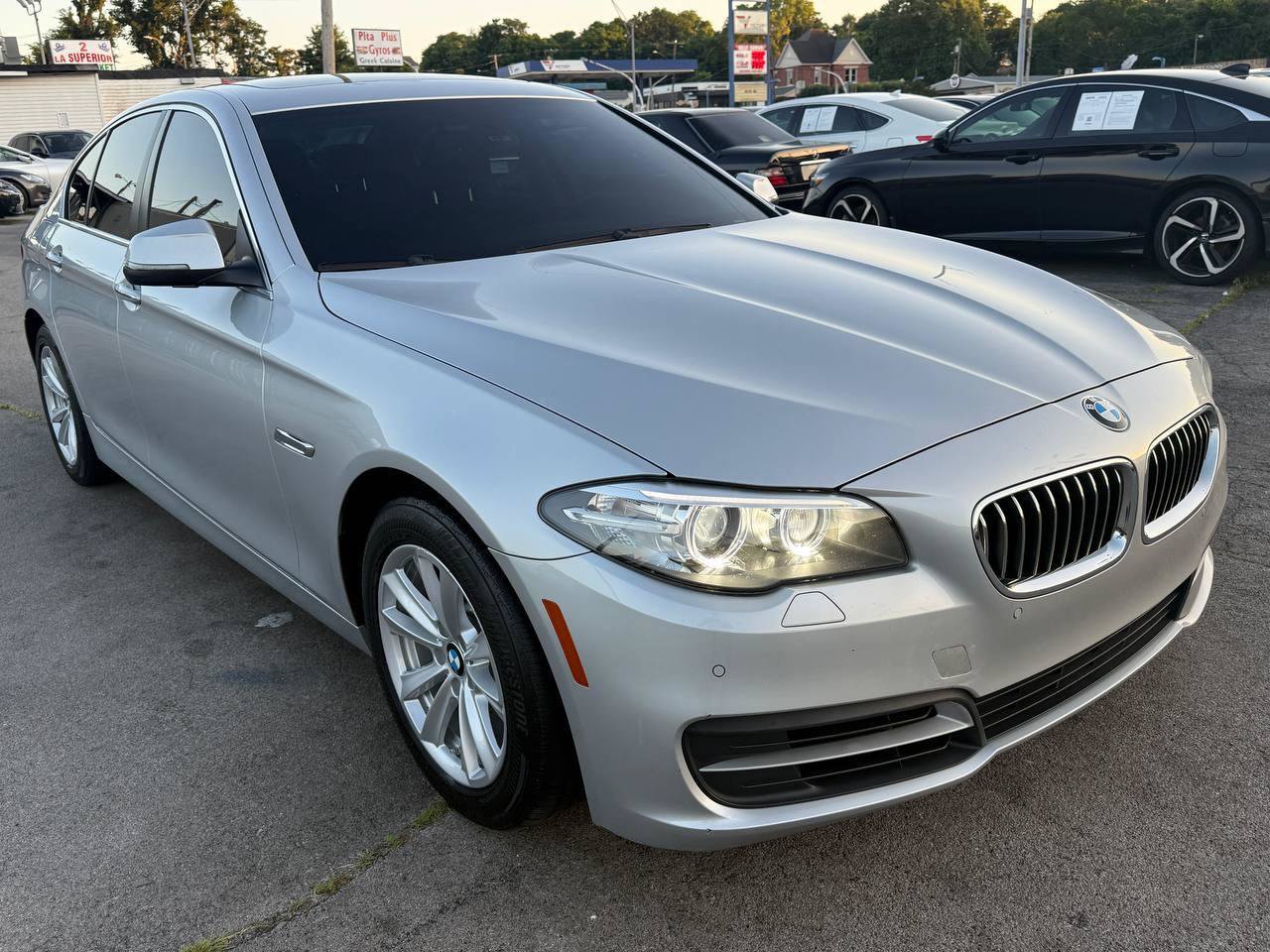 Used 2014 BMW 528i Sedan RWD image 12