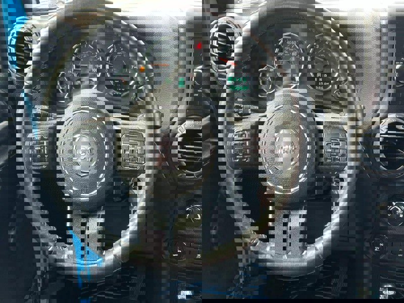 Used 2018 Jeep Wrangler Unlimited Sport w/ Connectivity Group image 11