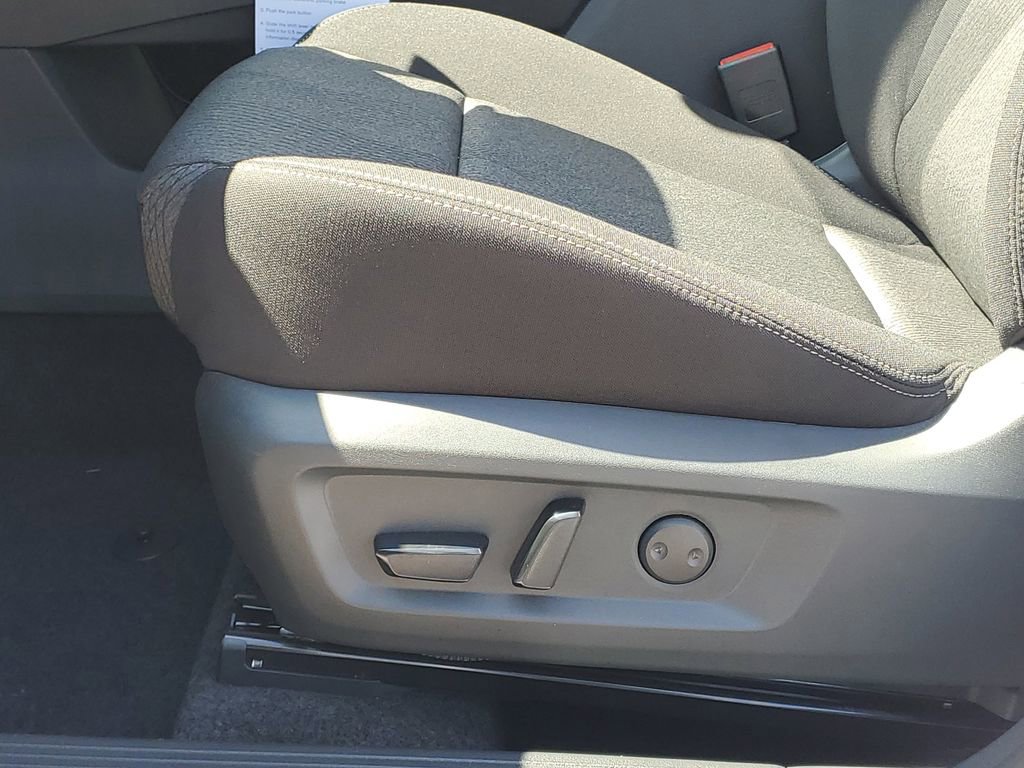 New 2026 Nissan Rogue SV image 12