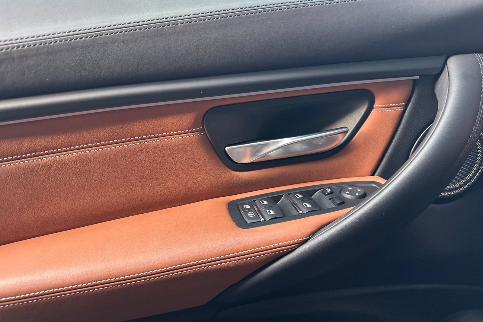 Used 2018 BMW M3 Base image 12