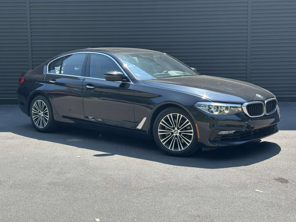 Used 2017 BMW 530i xDrive AWD/4WD image 7