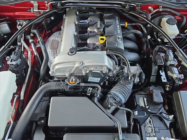 Used 2021 MAZDA MX-5 Miata RF Grand Touring RWD image 19