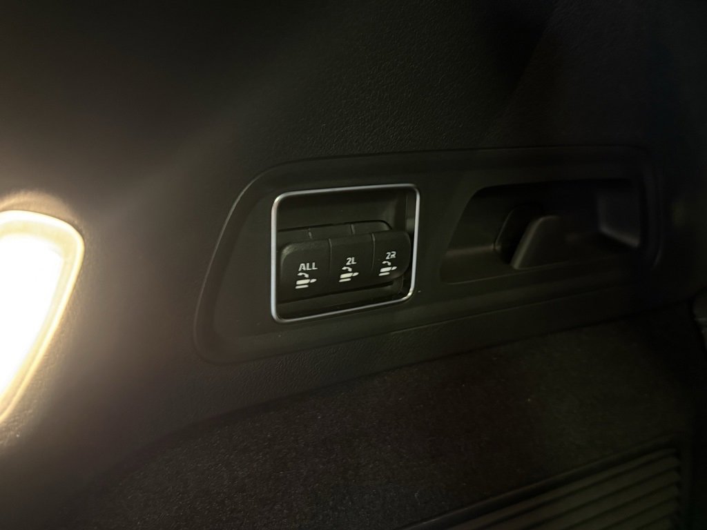 Used 2026 Mercedes-Benz GLS 450 4MATIC image 38