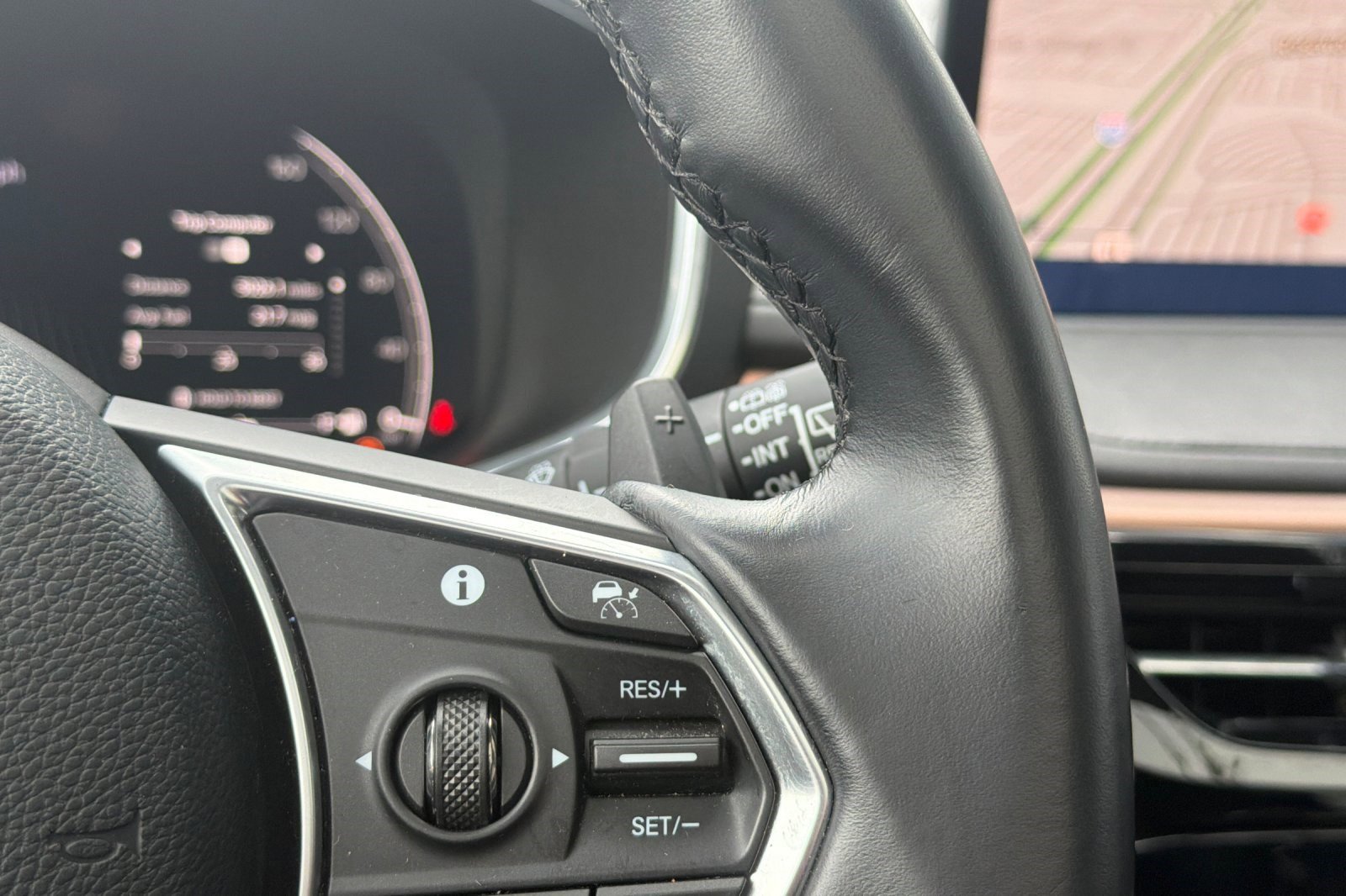 Used 2022 Acura MDX SH-AWD w/ Technology Package image 35