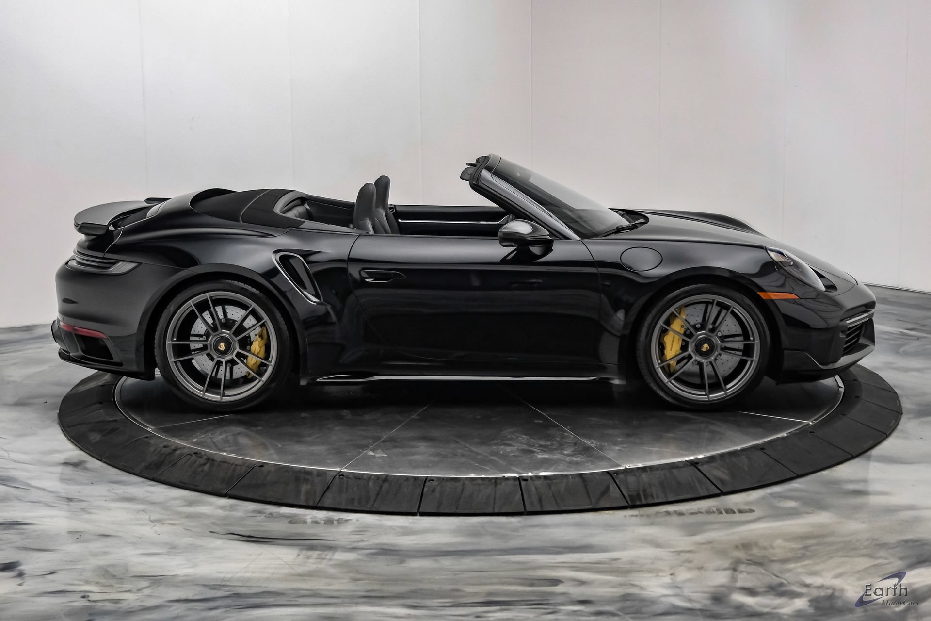 Used 2025 Porsche 911 Turbo S w/ Exterior Sport Package AWD/4WD image 26