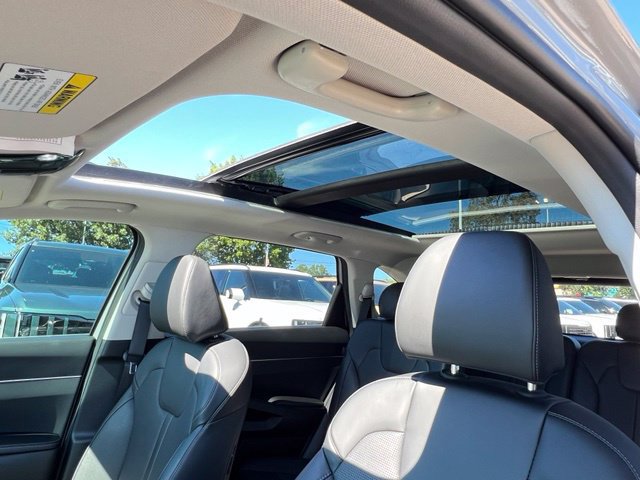 Used 2026 Kia Sorento S w/ S Panoramic Sunroof Package FWD image 24
