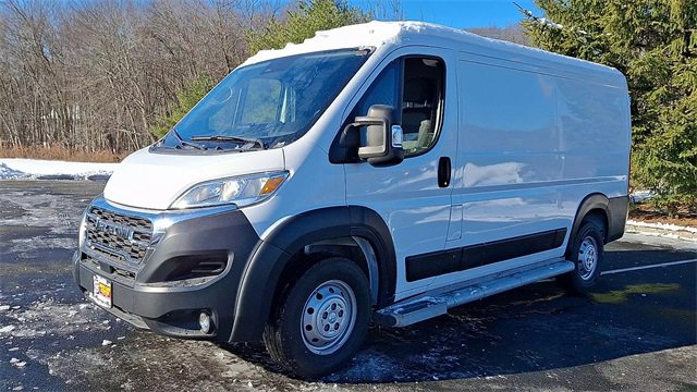 Used 2023 RAM ProMaster 2500 image 4