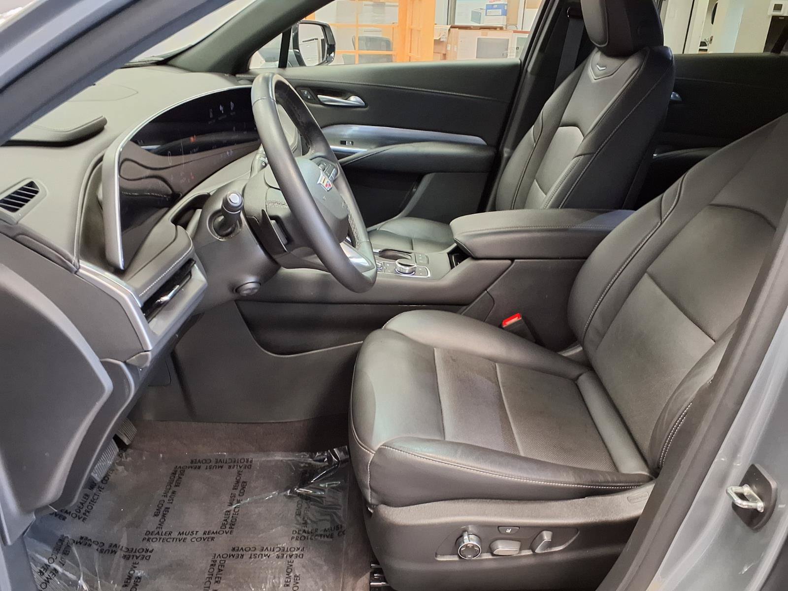 Certified 2024 Cadillac XT4 Premium Luxury w/ Technology Package FWD image 20