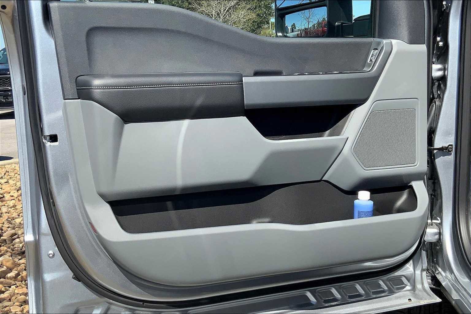 Certified 2024 Ford F250 XLT image 10