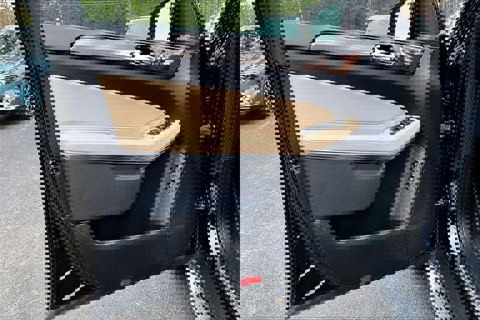 Used 2019 Mercedes-Benz GLS 550 4MATIC image 22