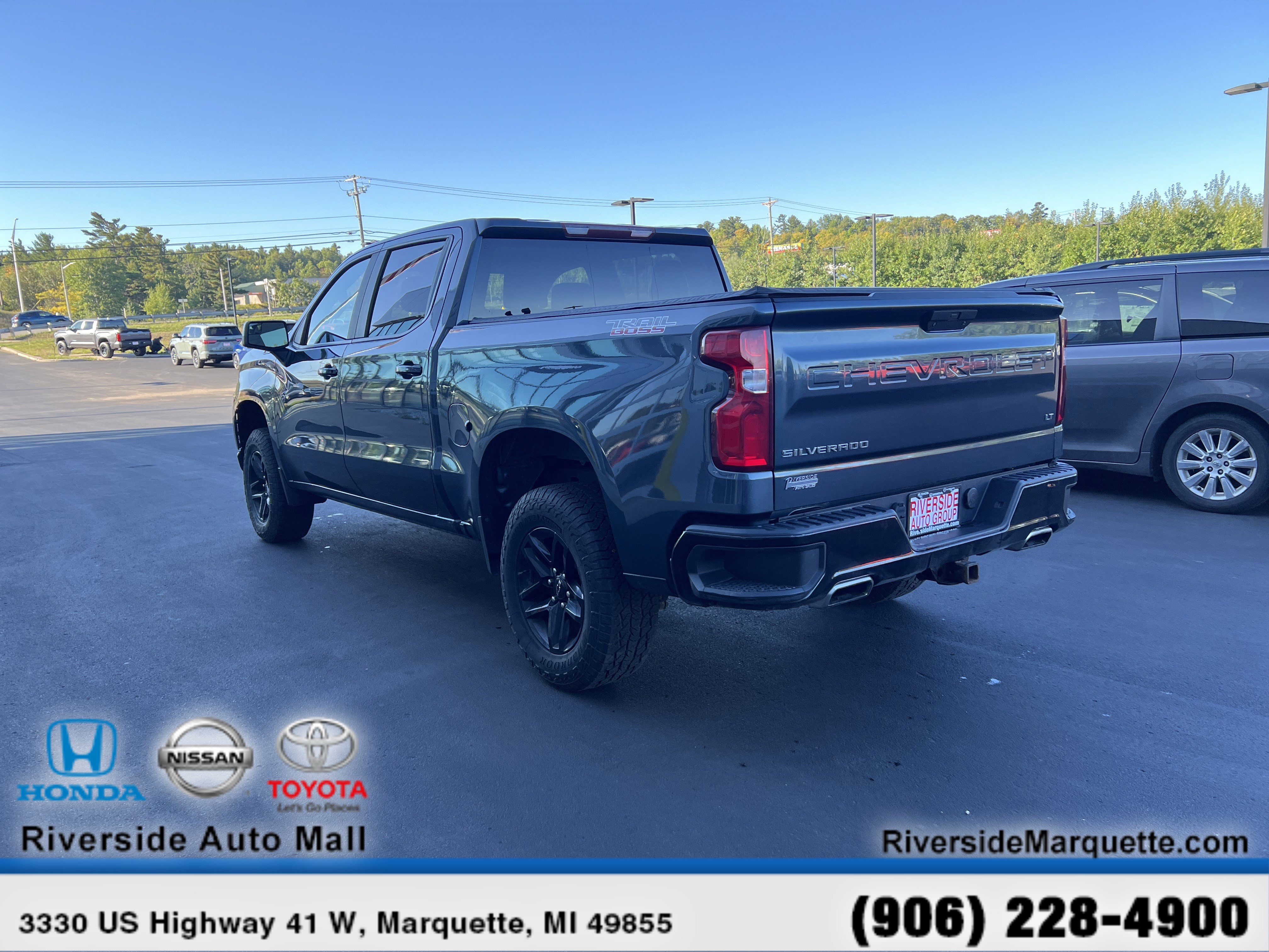 Used 2019 Chevrolet Silverado 1500 LT Trail Boss w/ Convenience Package image 6