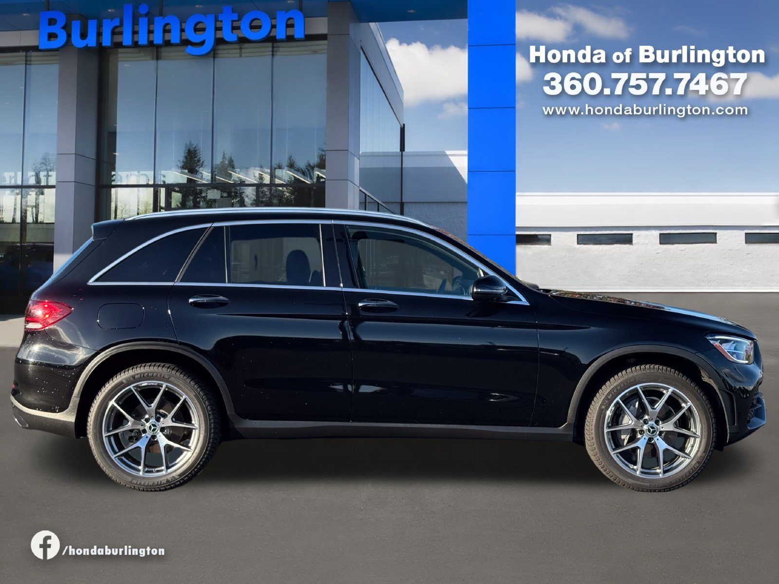 Used 2021 Mercedes-Benz GLC 300 4MATIC image 7