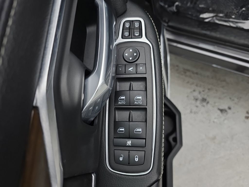 Used 2024 RAM 2500 Laramie image 22