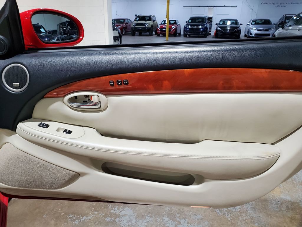 Used 2005 Lexus SC 430 Convertible image 15