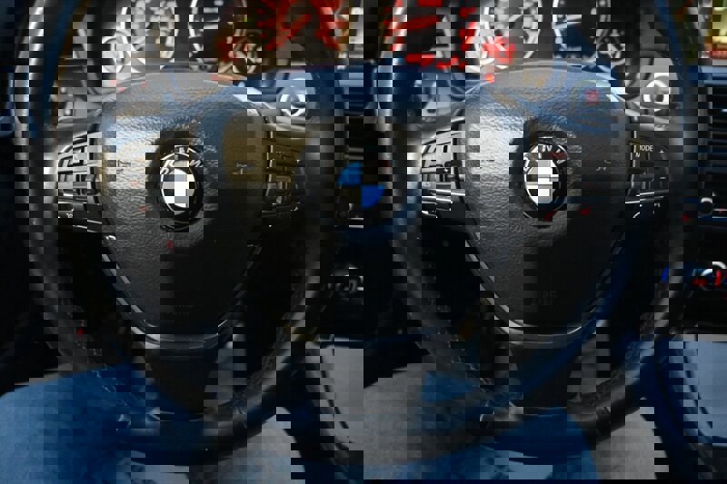 Used 2015 BMW 528i Sedan image 30