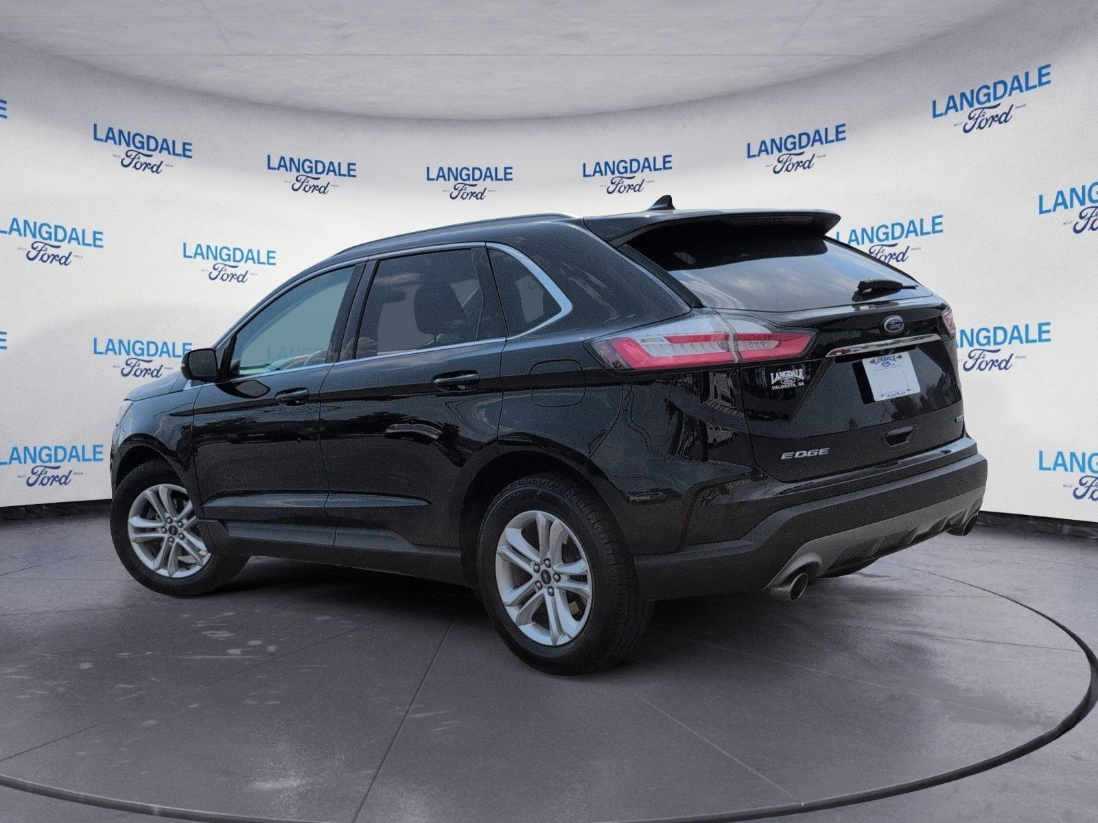 Used 2020 Ford Edge SEL FWD image 9