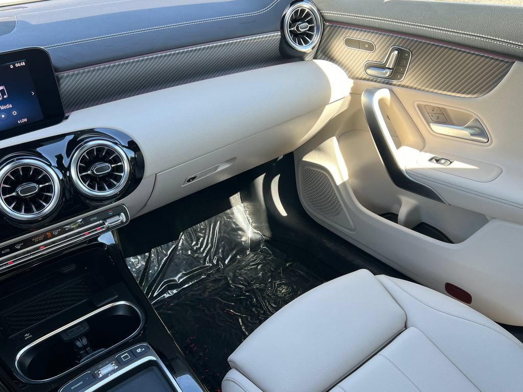 New 2025 Mercedes-Benz CLA 250 4MATIC image 34