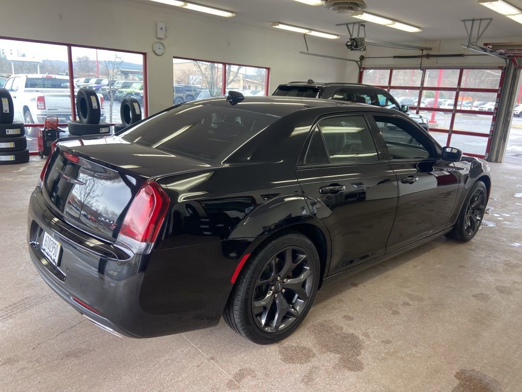 Used 2021 Chrysler 300 S image 17