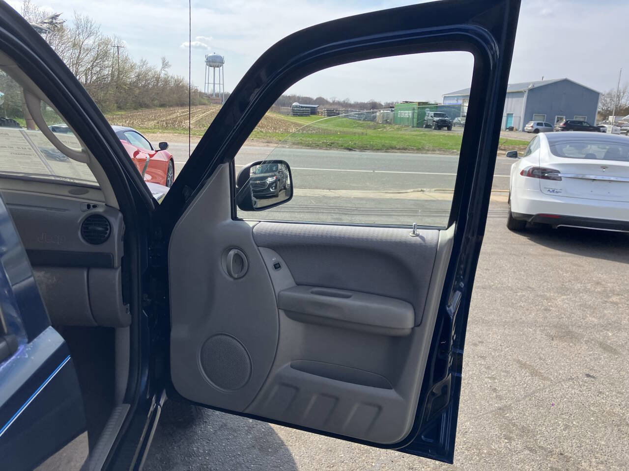 Used 2002 Jeep Liberty Sport image 19