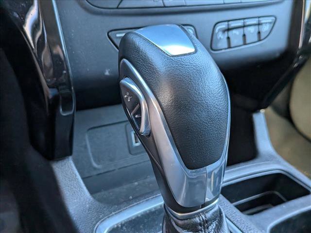 Used 2018 Ford Escape Titanium w/ Ford Safe & Smart Package AWD/4WD image 12