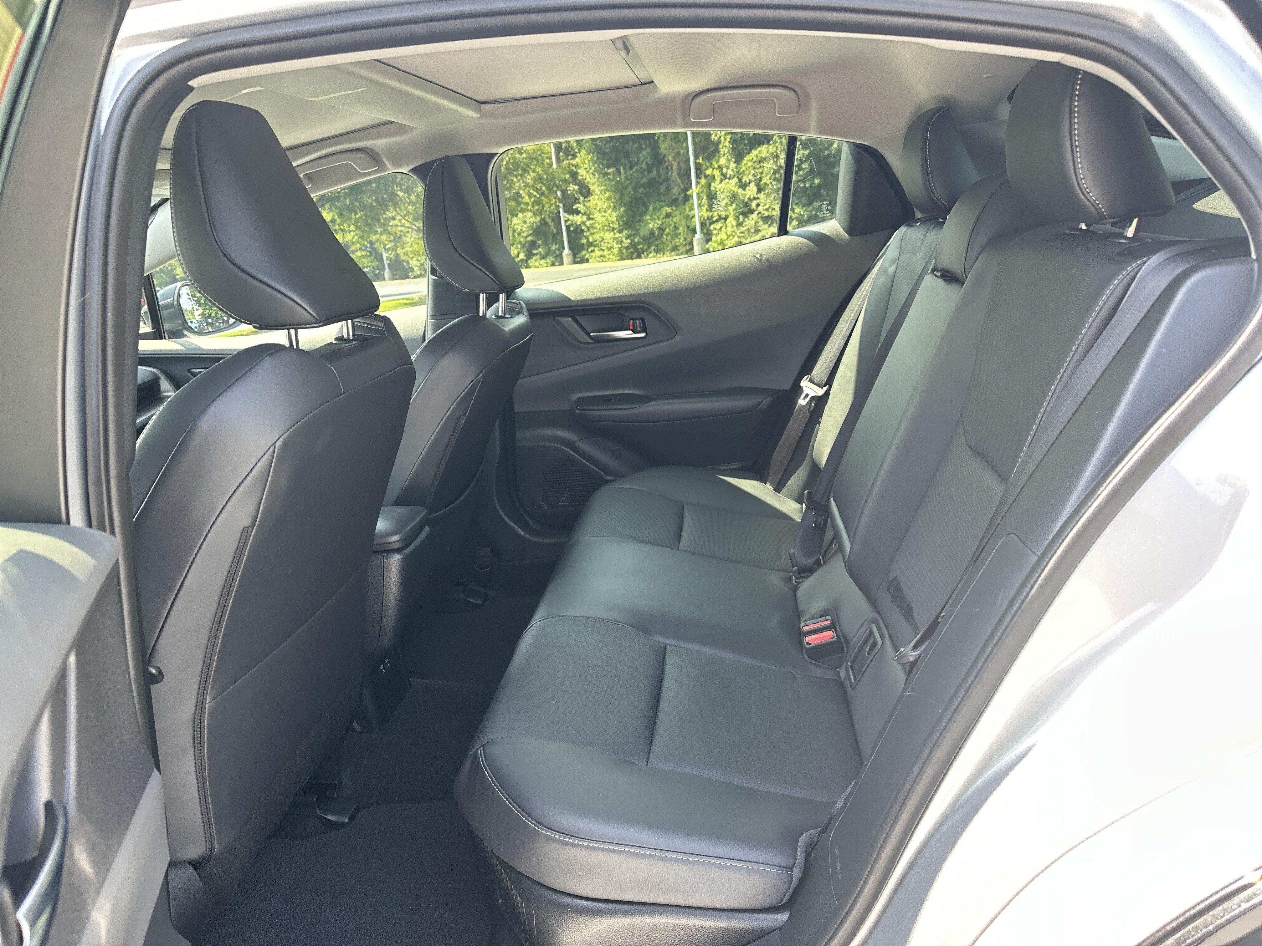 Certified 2024 Toyota Prius Limited FWD image 31