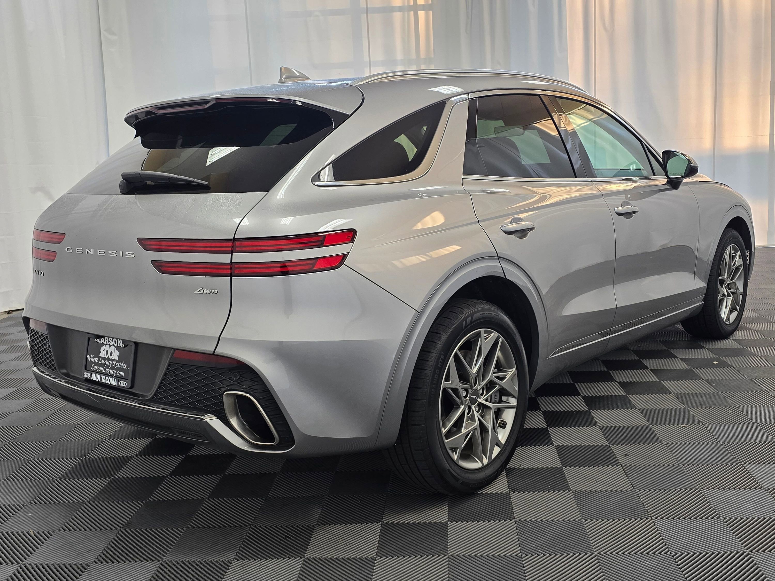 Used 2025 Genesis GV70 2.5T image 6