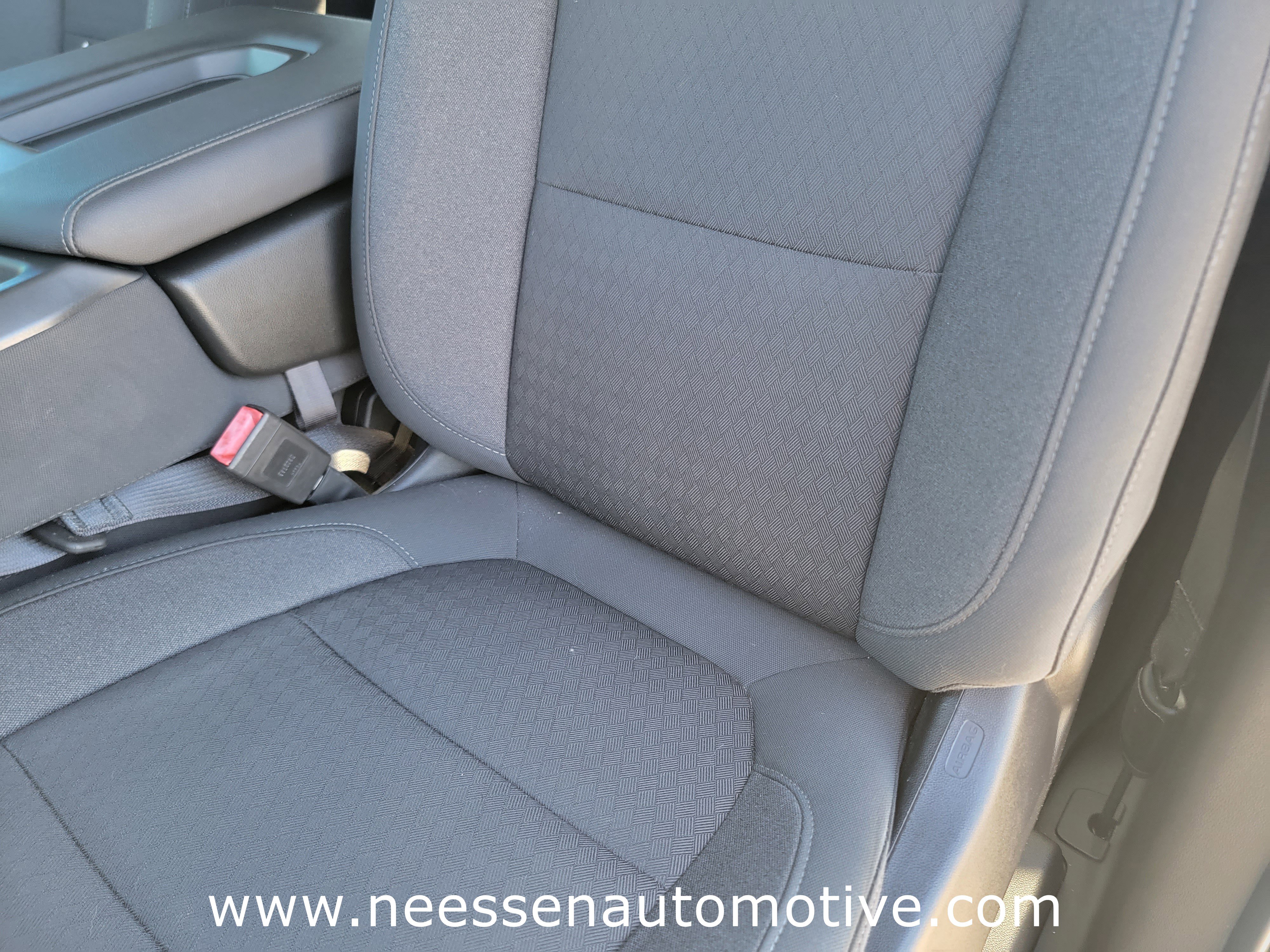 Used 2020 Chevrolet Silverado 1500 LT w/ Texas Edition image 17