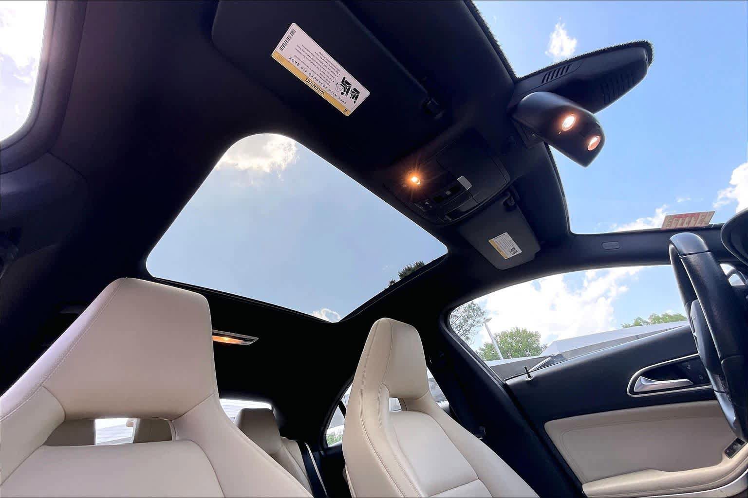 Used 2018 Mercedes-Benz CLA 250 image 14