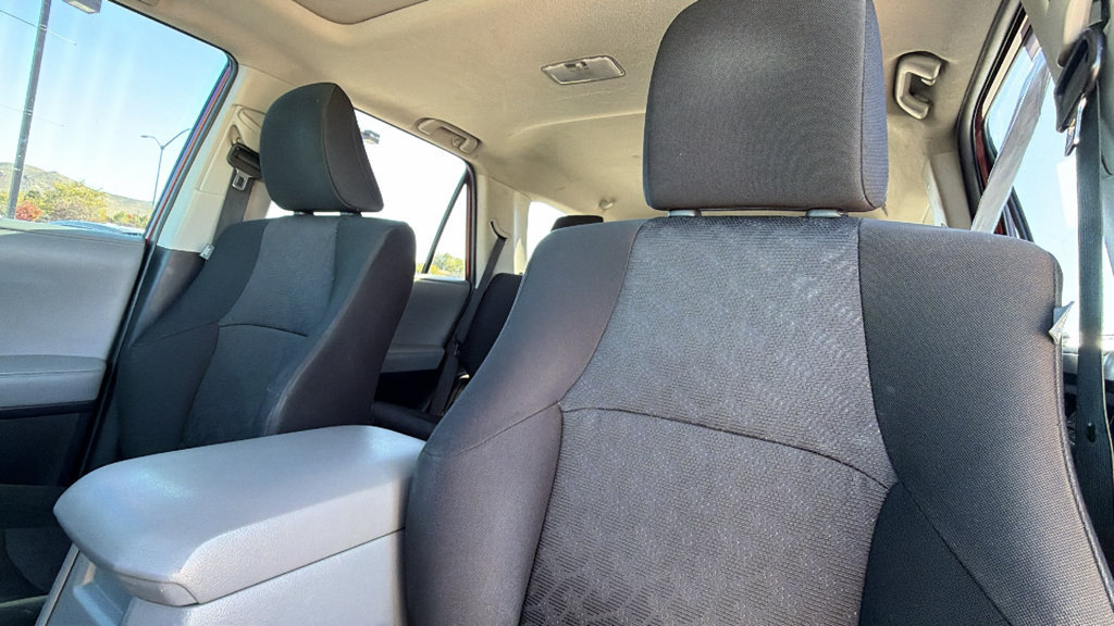 Used 2011 Toyota 4Runner Trail AWD/4WD image 11