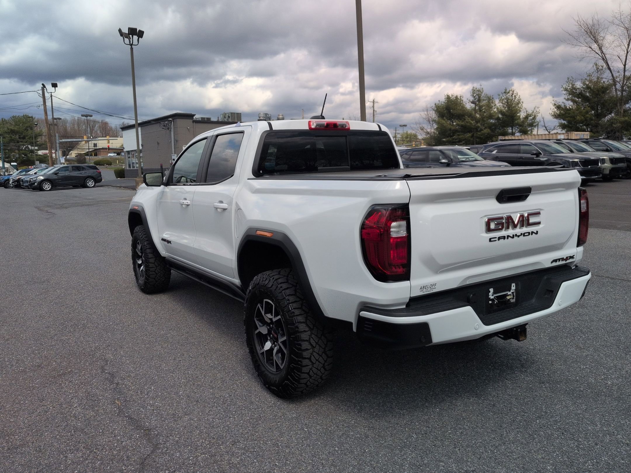 Used 2024 GMC Canyon AT4X image 7