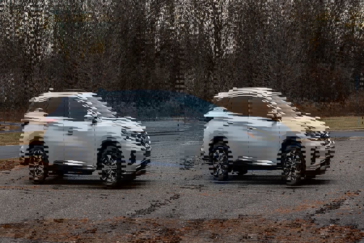 Used 2020 Nissan Murano S image 3