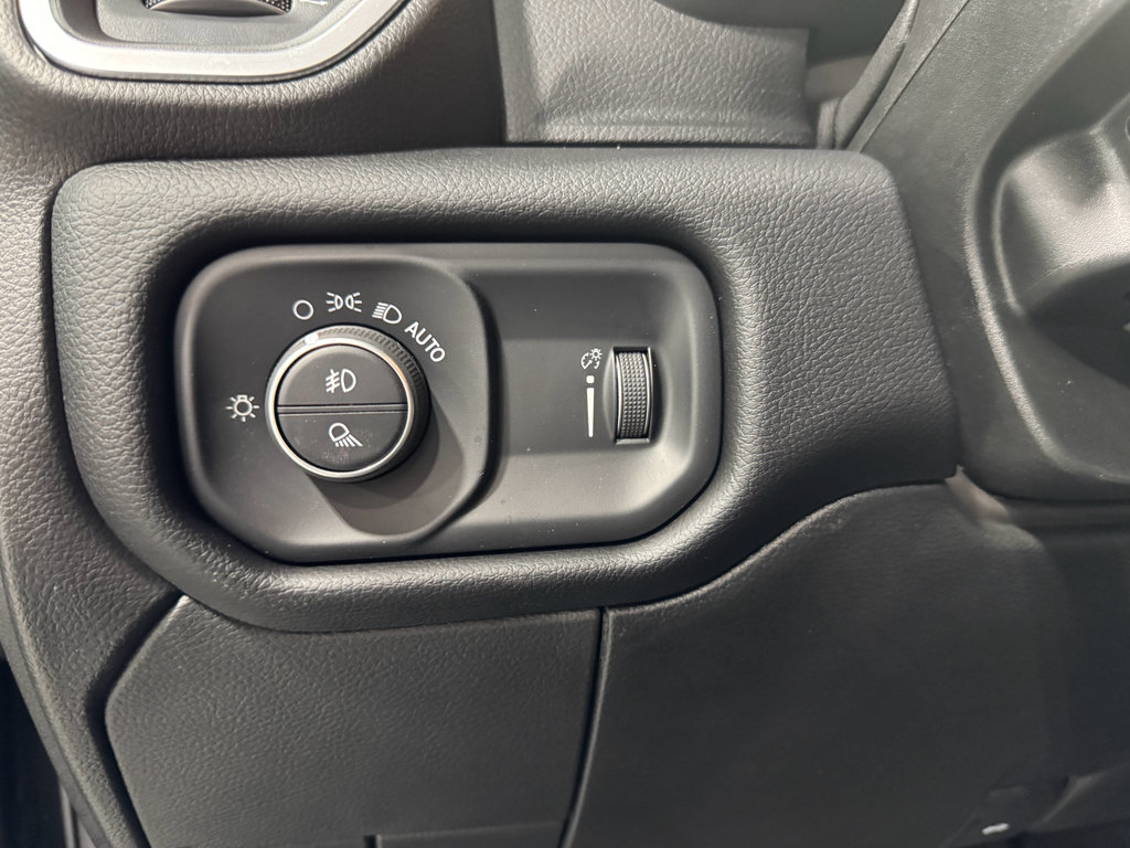 Used 2025 RAM 2500 Big Horn image 25