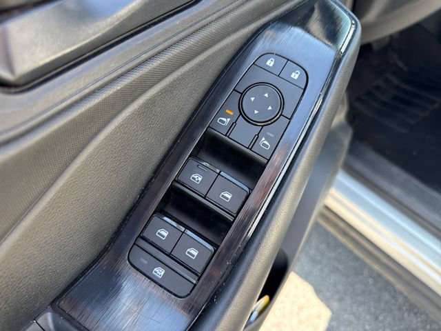 Used 2024 Nissan Rogue S AWD/4WD image 25