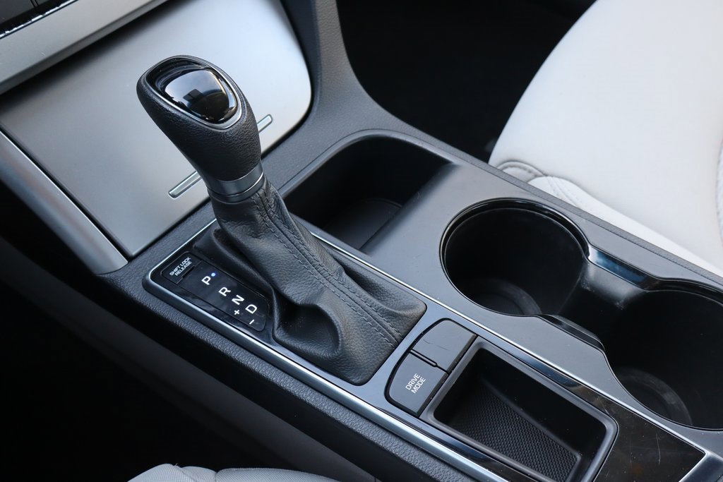 Used 2016 Hyundai Sonata SE image 8