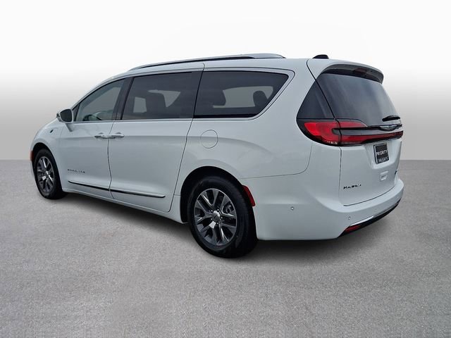 Used 2024 Chrysler Pacifica Pinnacle image 6