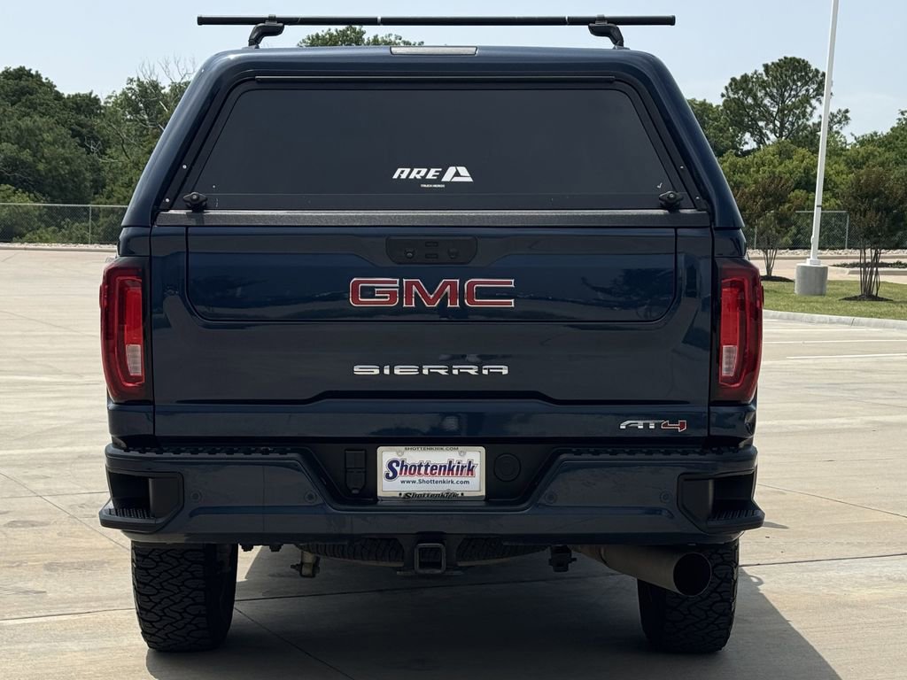 Used 2022 GMC Sierra 2500 AT4 w/ AT4 Preferred Package AWD/4WD image 5