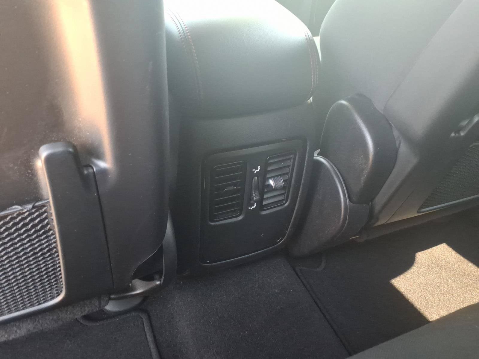 Used 2025 Dodge Durango GT w/ Blacktop Package RWD image 11