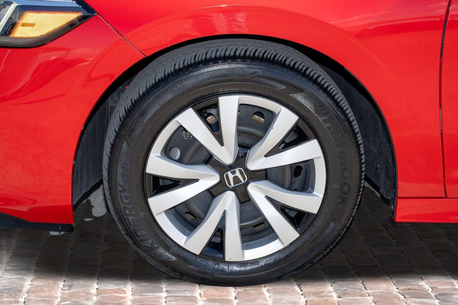 Certified 2025 Honda Civic LX image 39