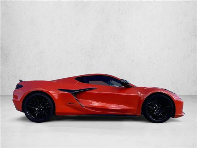 Used 2025 Chevrolet Corvette Z06 w/ Stealth Interior Trim Package RWD image 5