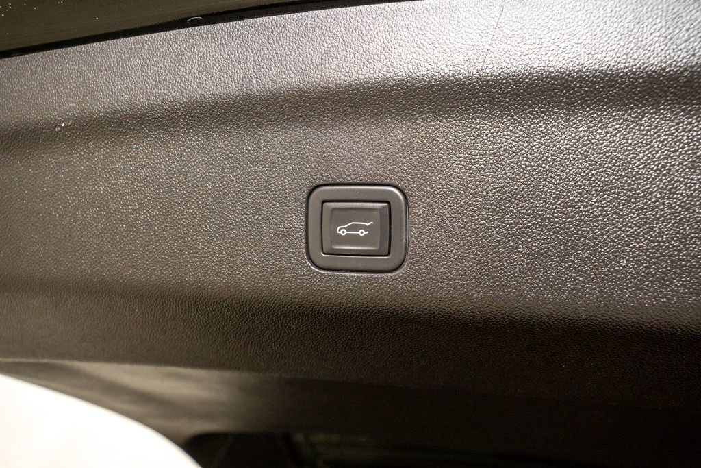 Used 2024 Chevrolet Tahoe LT image 6