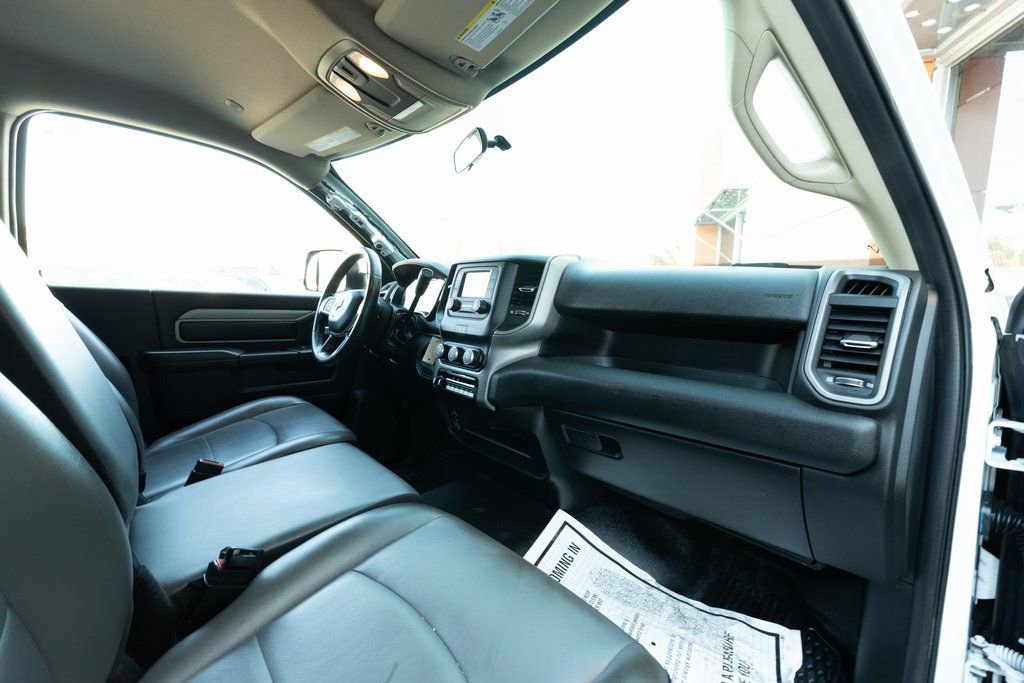 Used 2019 RAM 5500 Tradesman image 19