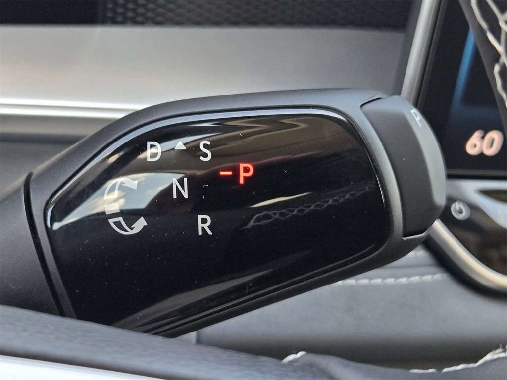 New 2025 Volkswagen Tiguan SE image 18