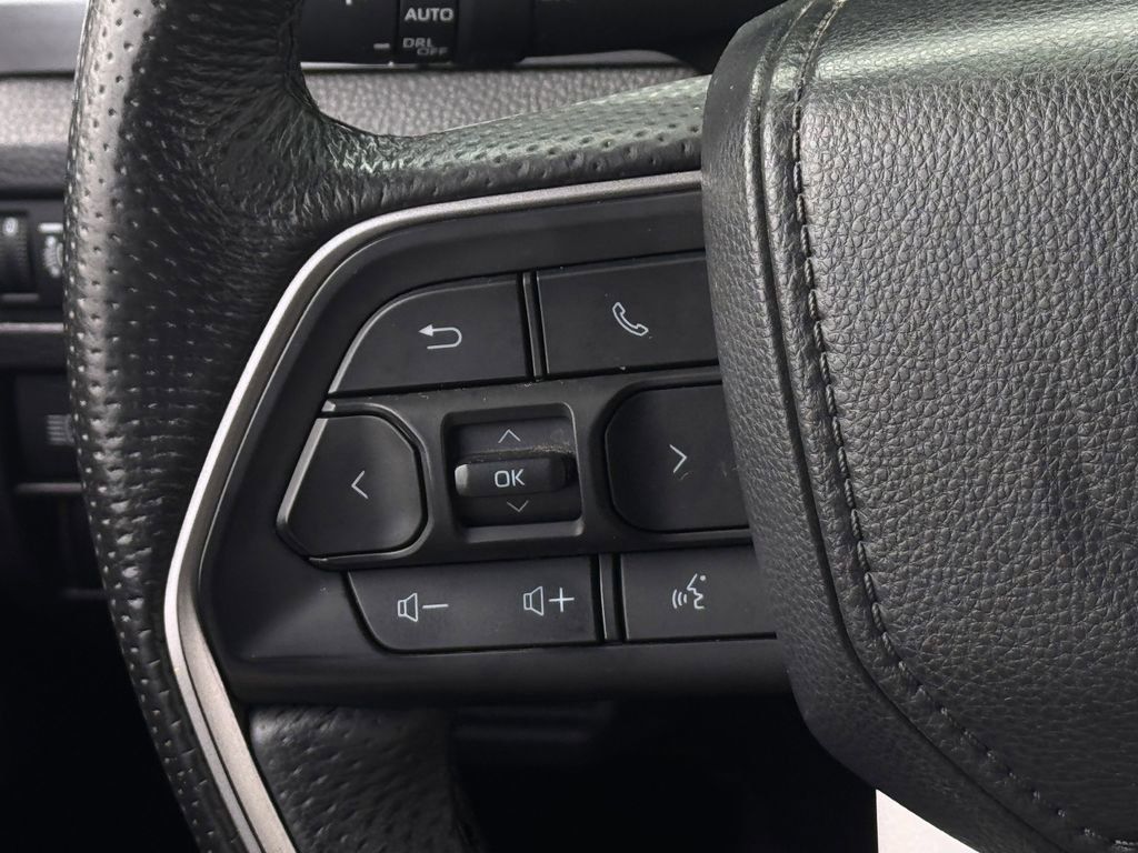 Used 2024 Toyota Tacoma TRD Off-Road image 15