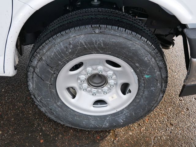 New 2026 Chevrolet Express 3500 w/ Power Convenience Package image 7